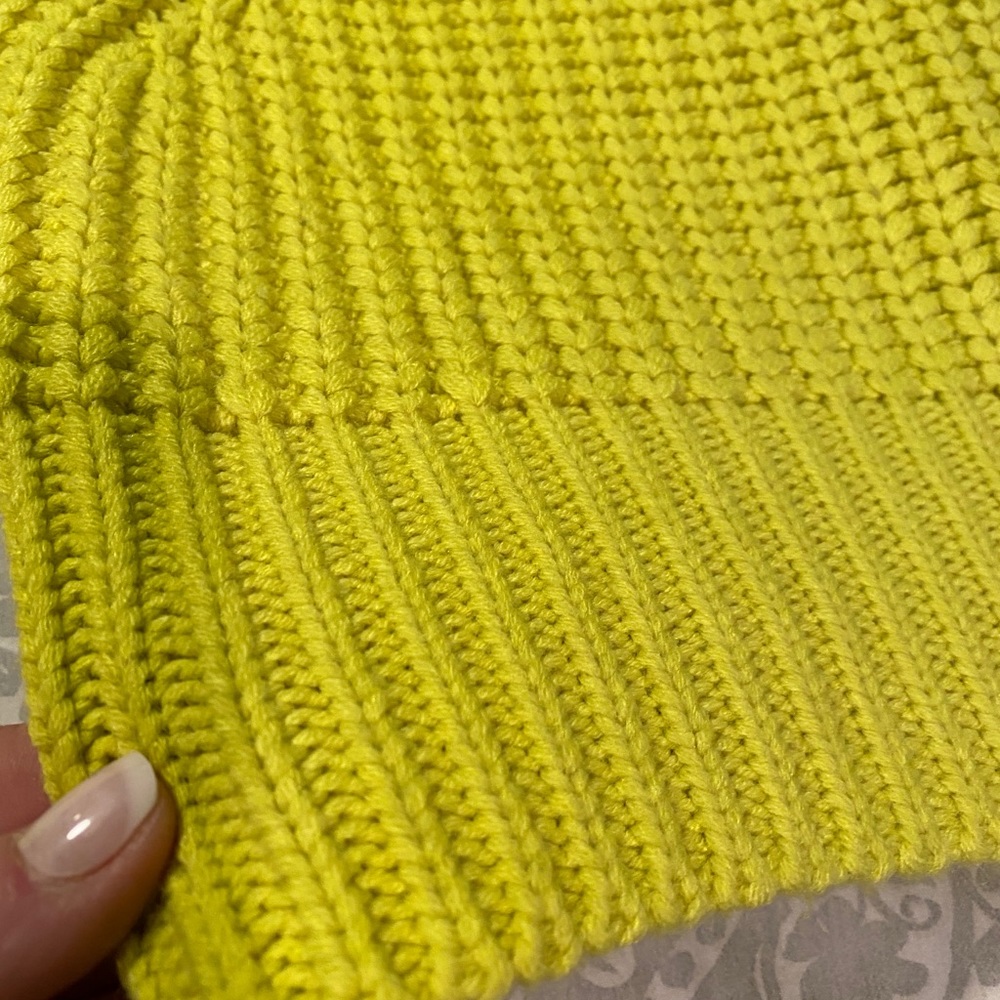 Women’s Knit Winter Sweater - Picture 6 of 7